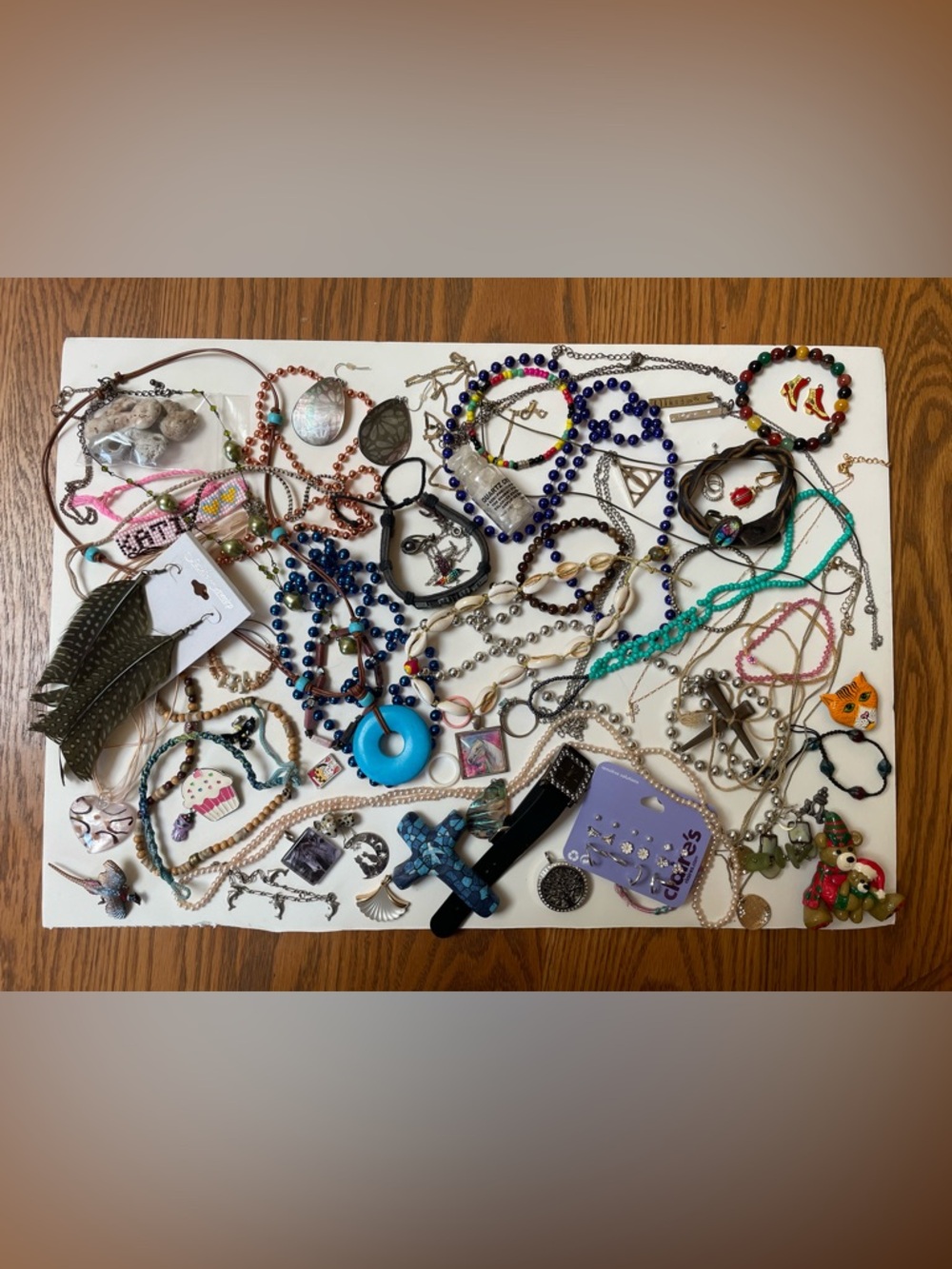 Costume Jewelry Lot 3 Necklaces, Brooches + Earrings